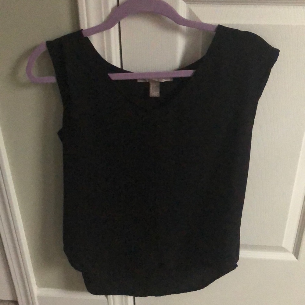 Black sleeveless blouse